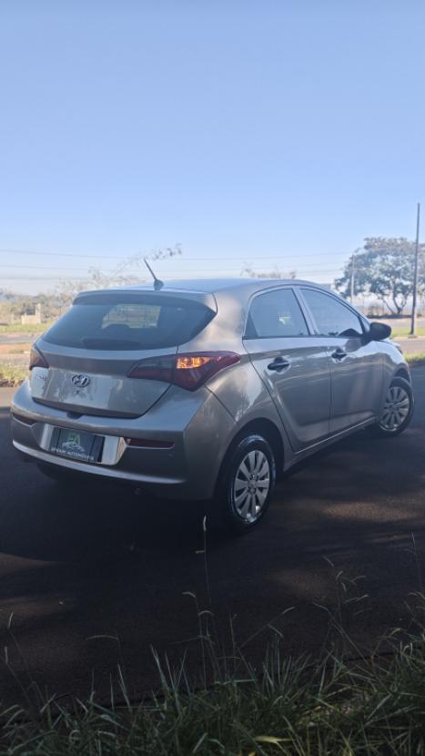 HYUNDAI HB 20 Hatch 1.0 12V 4P FLEX UNIQUE, Foto 4