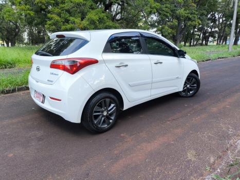 HYUNDAI HB 20 Hatch 1.6 16V 4P PREMIUM FLEX AUTOM�TICO, Foto 4