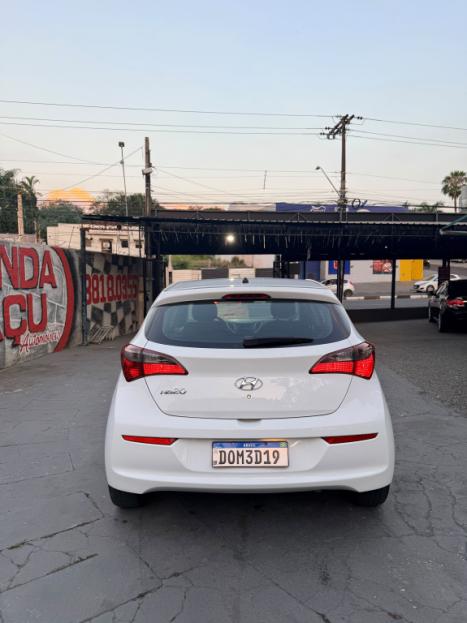 HYUNDAI HB 20 Hatch 1.0 12V 4P FLEX UNIQUE, Foto 4