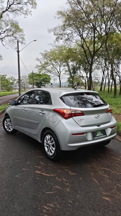 HYUNDAI HB 20 Hatch 1.6 16V 4P FLEX COMFORT, Foto 4