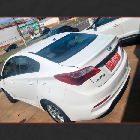 HYUNDAI HB 20 Sedan 1.6 16V 4P FLEX COMFORT PLUS AUTOM�TICO, Foto 4