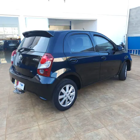 HYUNDAI HB 20 Sedan 1.0 12V 4P FLEX EVOLUTION, Foto 3