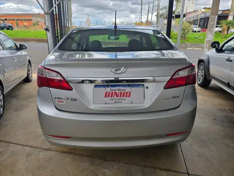 HYUNDAI HB 20 Sedan 1.6 16V 4P FLEX COMFORT PLUS, Foto 2