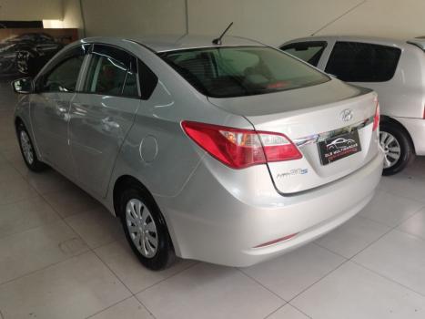 HYUNDAI HB 20 Sedan 1.0 12V 4P FLEX COMFORT PLUS, Foto 4