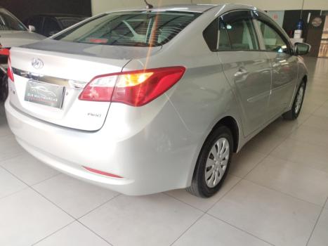 HYUNDAI HB 20 Sedan 1.0 12V 4P FLEX COMFORT PLUS, Foto 8