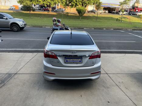 HYUNDAI HB 20 Sedan 1.6 16V 4P FLEX COMFORT PLUS, Foto 5