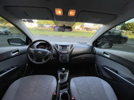 HYUNDAI HB 20 Sedan 1.6 16V 4P FLEX COMFORT PLUS, Foto 12