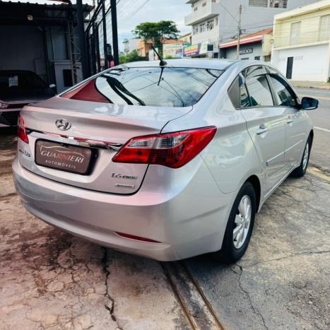 HYUNDAI HB 20 Sedan 1.6 16V 4P FLEX COMFORT PLUS AUTOM�TICO, Foto 5