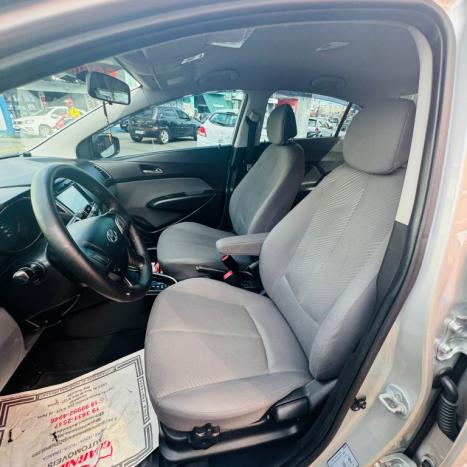 HYUNDAI HB 20 Sedan 1.6 16V 4P FLEX COMFORT PLUS AUTOM�TICO, Foto 11