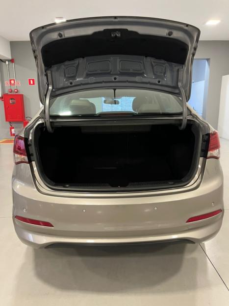 HYUNDAI HB 20 Sedan 1.6 16V 4P FLEX PREMIUM AUTOM�TICO, Foto 9
