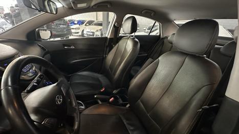 HYUNDAI HB 20 Sedan 1.6 16V 4P FLEX PREMIUM AUTOM�TICO, Foto 13