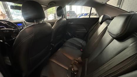 HYUNDAI HB 20 Sedan 1.6 16V 4P FLEX PREMIUM AUTOM�TICO, Foto 16