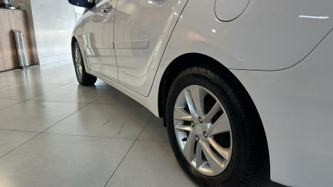 HYUNDAI HB 20 Sedan 1.6 16V 4P FLEX PREMIUM AUTOM�TICO, Foto 19