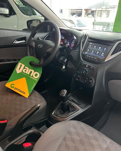 HYUNDAI HB 20 Sedan 1.6 16V 4P FLEX COMFORT PLUS AUTOM�TICO, Foto 3
