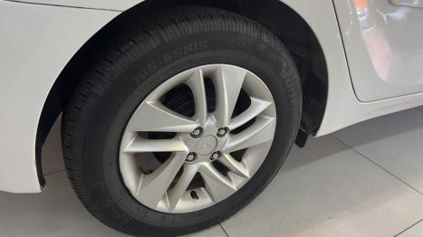 HYUNDAI HB 20 Sedan 1.6 16V 4P FLEX PREMIUM AUTOM�TICO, Foto 6