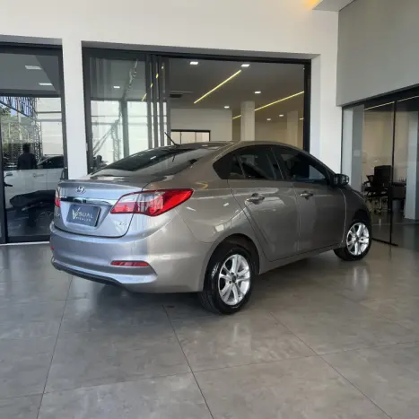 HYUNDAI HB 20 Sedan 1.6 16V 4P FLEX COMFORT PLUS, Foto 4