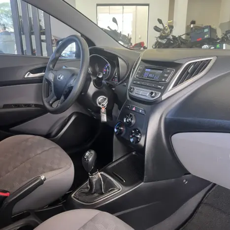 HYUNDAI HB 20 Sedan 1.6 16V 4P FLEX COMFORT PLUS, Foto 10