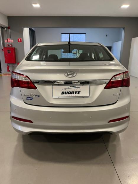 HYUNDAI HB 20 Sedan 1.6 16V 4P FLEX COMFORT PLUS, Foto 5