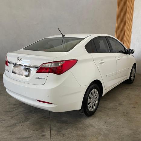 HYUNDAI HB 20 Sedan 1.6 16V 4P FLEX COMFORT PLUS, Foto 8