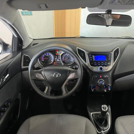 HYUNDAI HB 20 Sedan 1.6 16V 4P FLEX COMFORT PLUS, Foto 12