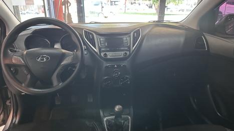 HYUNDAI HB 20 Sedan 1.0 12V 4P FLEX COMFORT PLUS, Foto 12