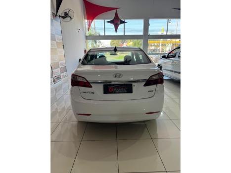 HYUNDAI HB 20 Sedan 1.0 12V 4P FLEX COMFORT STYLE, Foto 3