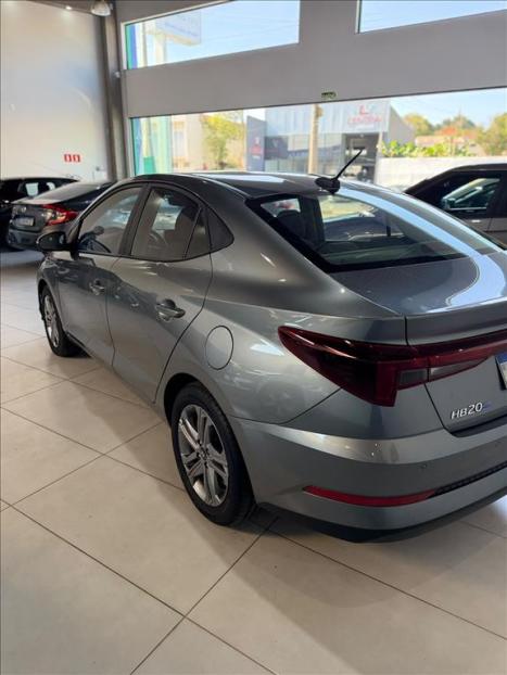 HYUNDAI HB 20 Sedan 1.0 12V 4P FLEX TGDI TURBO COMFORT PLUS AUTOM�TICO, Foto 9