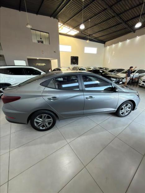 HYUNDAI HB 20 Sedan 1.0 12V 4P FLEX TGDI TURBO COMFORT PLUS AUTOM�TICO, Foto 10