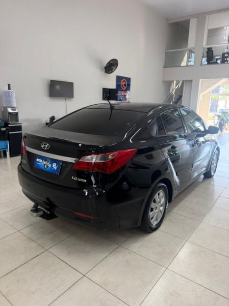 HYUNDAI HB 20 Sedan 1.6 16V 4P FLEX COMFORT PLUS, Foto 4