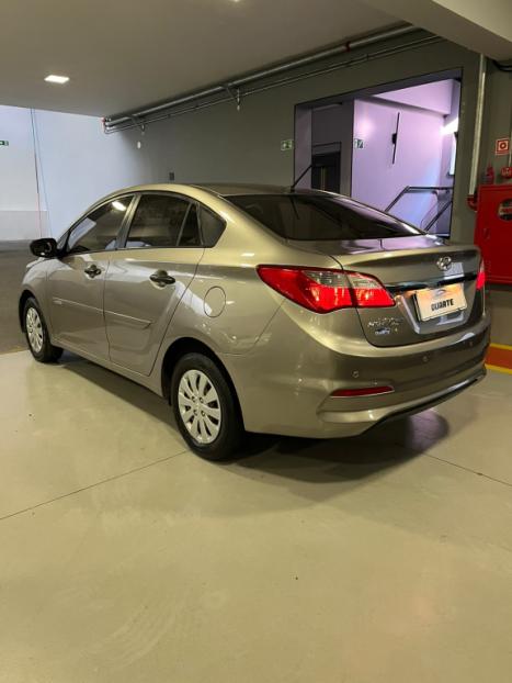 HYUNDAI HB 20 Sedan 1.0 12V 4P FLEX UNIQUE, Foto 6