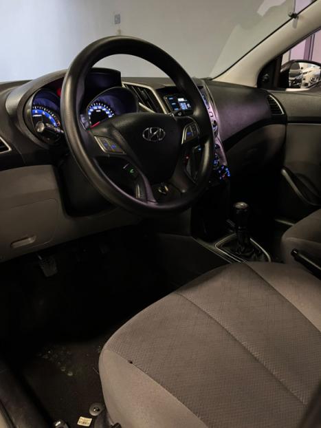 HYUNDAI HB 20 Sedan 1.0 12V 4P FLEX UNIQUE, Foto 15