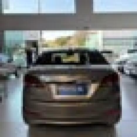 HYUNDAI HB 20 Sedan 1.0 12V 4P FLEX COMFORT PLUS TURBO, Foto 5