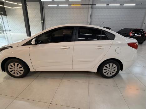 HYUNDAI HB 20 Sedan 1.6 16V 4P FLEX COMFORT COPA DO MUNDO, Foto 4