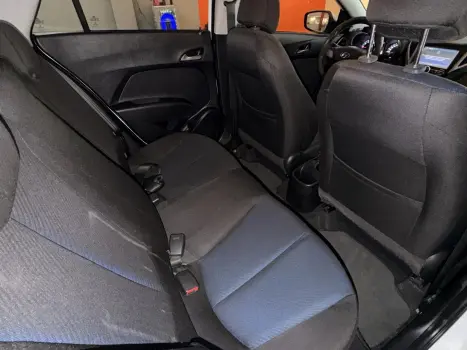 HYUNDAI HB 20 Sedan 1.6 16V 4P FLEX COMFORT COPA DO MUNDO, Foto 12