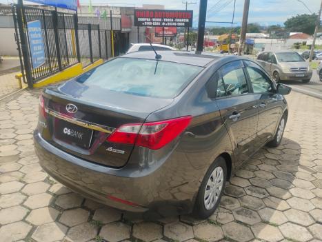 HYUNDAI HB 20 Sedan 1.6 16V 4P FLEX COMFORT PLUS, Foto 4