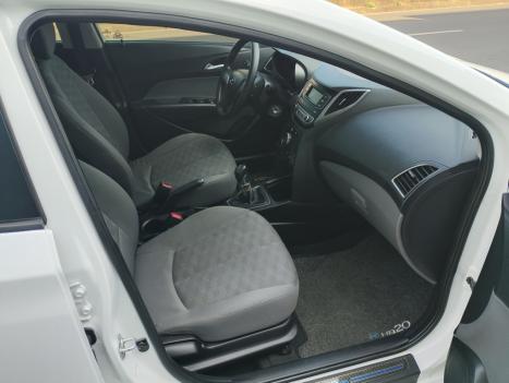 HYUNDAI HB 20 Sedan 1.6 16V 4P FLEX COMFORT PLUS, Foto 11