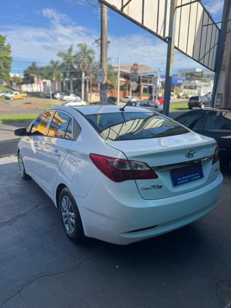 HYUNDAI HB 20 Sedan 1.0 12V 4P FLEX COMFORT PLUS, Foto 2