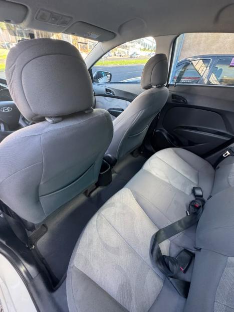 HYUNDAI HB 20 Sedan 1.0 12V 4P FLEX COMFORT PLUS, Foto 7