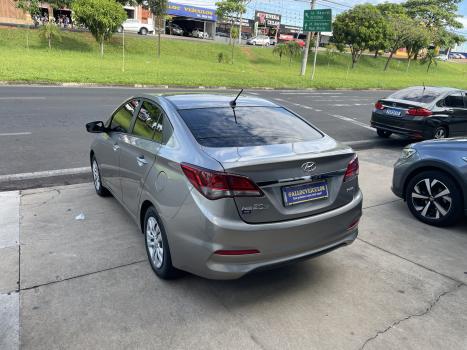 HYUNDAI HB 20 Sedan 1.0 12V 4P FLEX COMFORT PLUS TURBO, Foto 5
