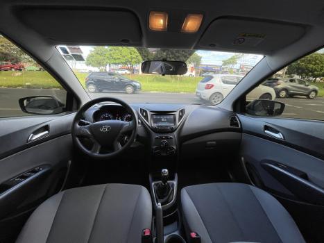 HYUNDAI HB 20 Sedan 1.0 12V 4P FLEX COMFORT PLUS TURBO, Foto 12
