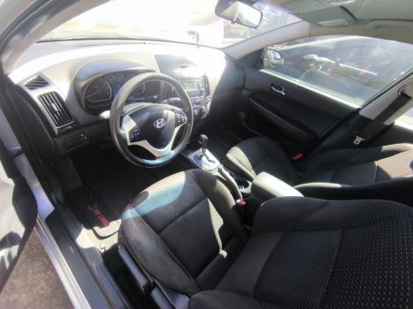 HYUNDAI I30 2.0 16V 4P AUTOM�TICO, Foto 3