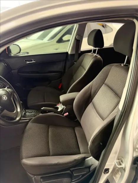 HYUNDAI I30 2.0 16V 4P GLS AUTOMÁTICO, Foto 5