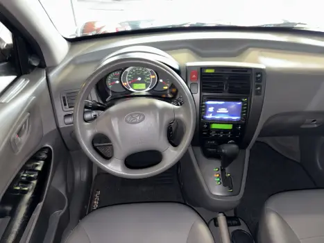 HYUNDAI Tucson 2.0 16V 4P GLS AUTOMÁTICO, Foto 17 HYUNDAI Tucson 2.0 16V 4P GLS AUTOMÁTICO, Foto 17