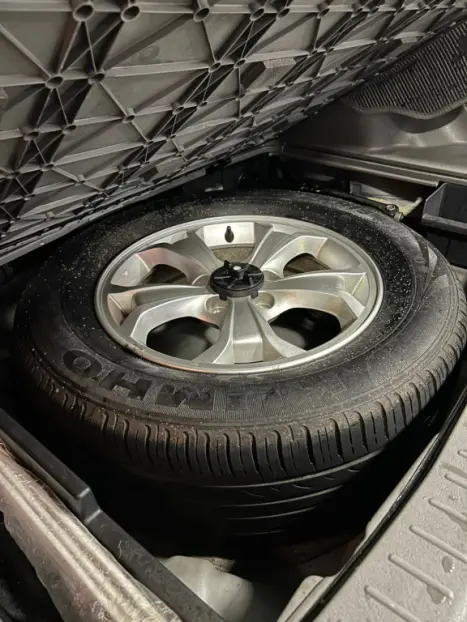 HYUNDAI Tucson 2.0 16V 4P GL, Foto 11