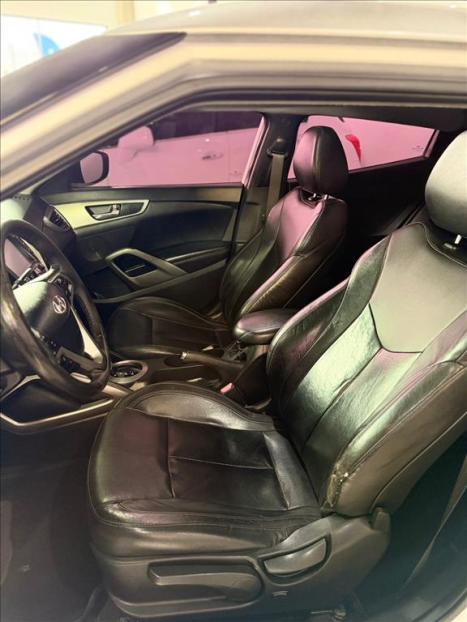 HYUNDAI Veloster 1.6 16V 3P AUTOM�TICO, Foto 4