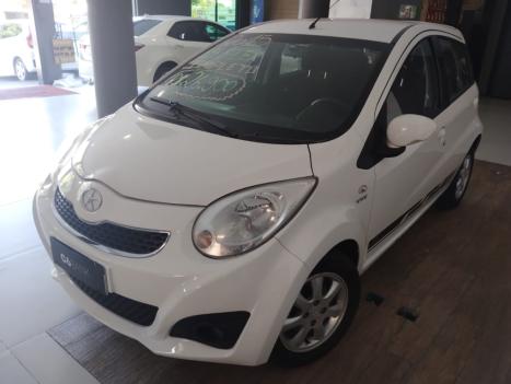 JAC J2 Hatch 1.4 16V 4P, Foto 2 JAC J2 Hatch 1.4 16V 4P, Foto 2