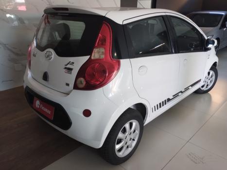 JAC J2 Hatch 1.4 16V 4P, Foto 3 JAC J2 Hatch 1.4 16V 4P, Foto 3