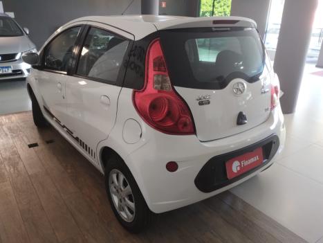 JAC J2 Hatch 1.4 16V 4P, Foto 4 JAC J2 Hatch 1.4 16V 4P, Foto 4