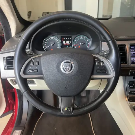 JAGUAR XF 5.0 V8 32V 4P R SUPERCHARGED AUTOMÁTICO, Foto 12 JAGUAR XF 5.0 V8 32V 4P R SUPERCHARGED AUTOMÁTICO, Foto 12