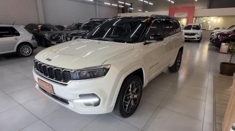 JEEP Commander 2.0 16V 4P TD380 OVERLAND 4X4 TURBO DIESEL AUTOM�TICO AT9, Foto 4